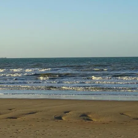With Lateral Sea View In Apartamento *